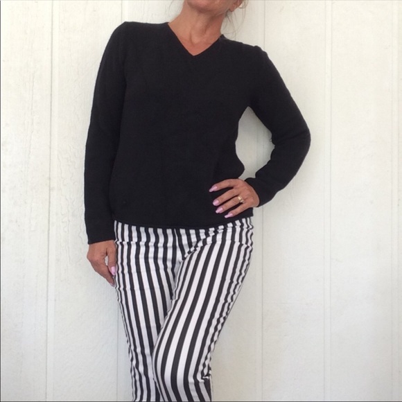 MAX MARA BLACK WOOL CASHMERE V NECK SWEATER MEDIUM - Picture 3 of 8